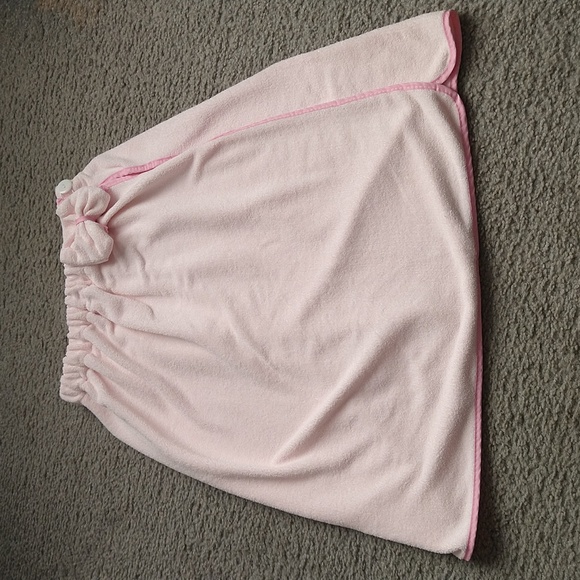 Little Girls Bath Towel - Picture 1 of 10